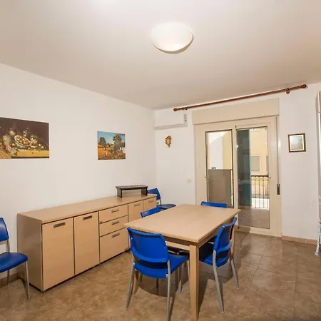 Apartamento La Finestra Blu *